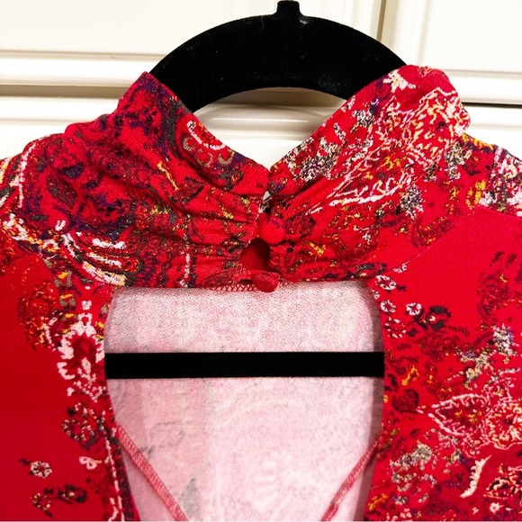 Free People All Dolled Up Women’s Red Paisley Pattern Mock Neck Boho Mini Dress - Picture 8 of 15